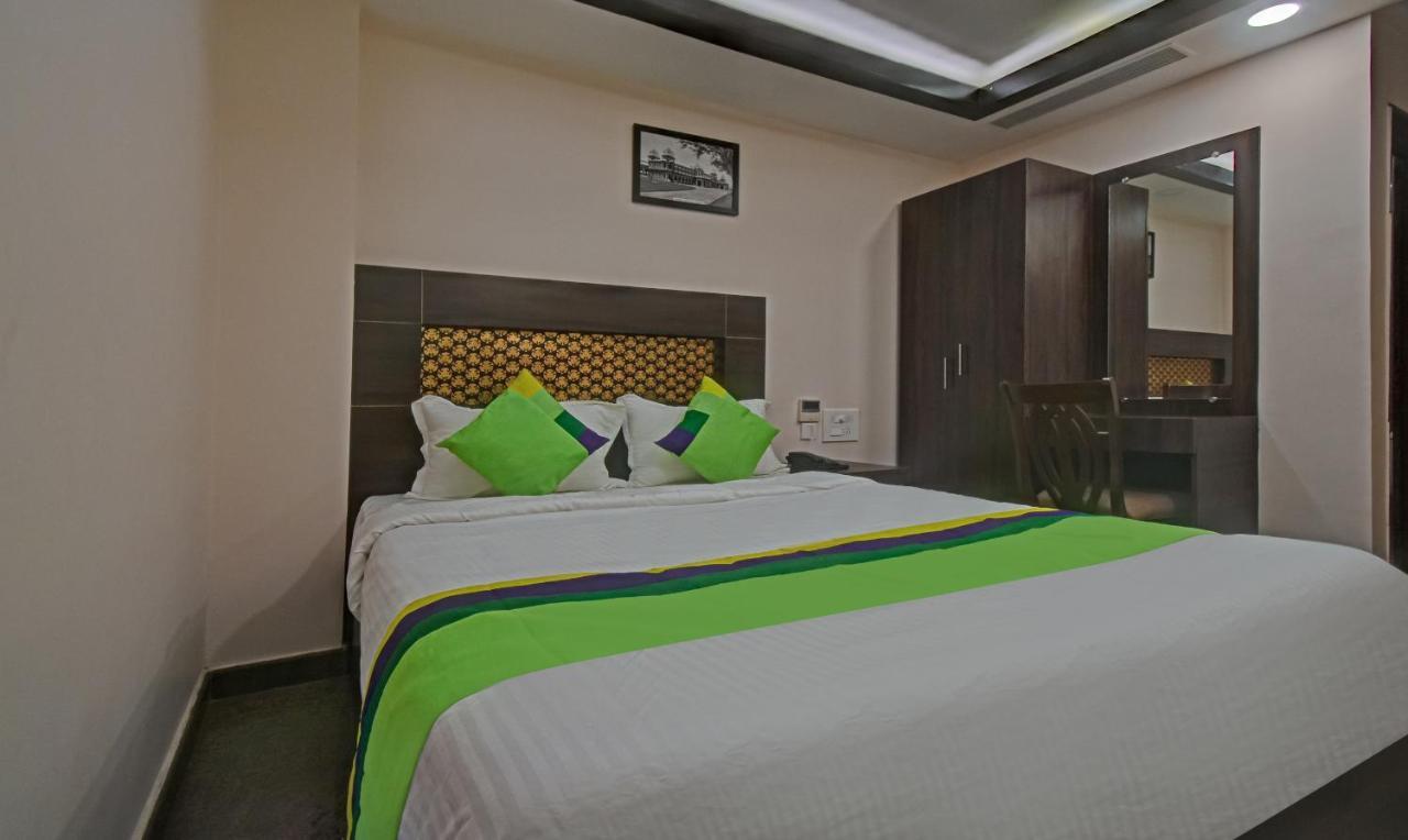 Treebo Trend Palm Tree Hotel Madras Buitenkant foto