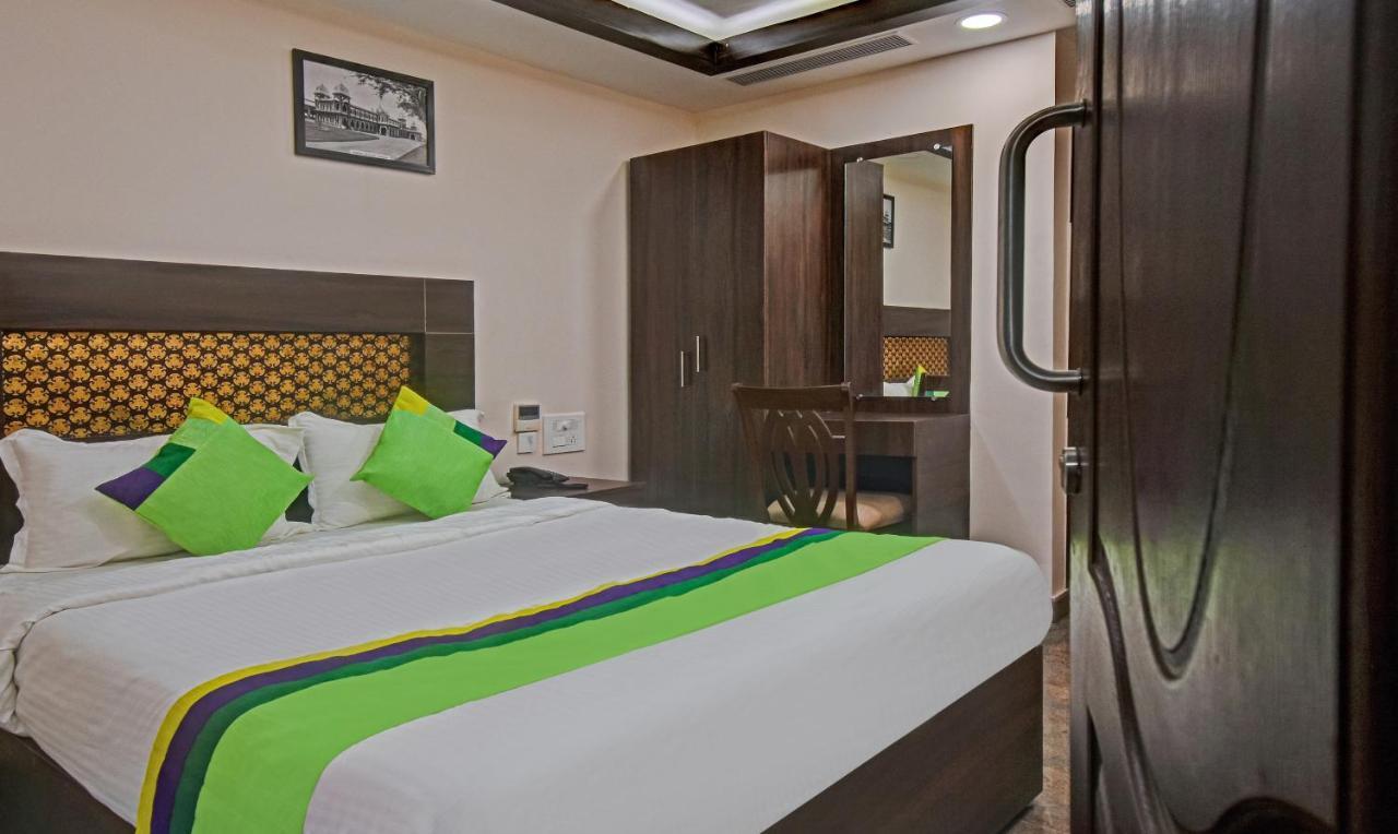 Treebo Trend Palm Tree Hotel Madras Buitenkant foto